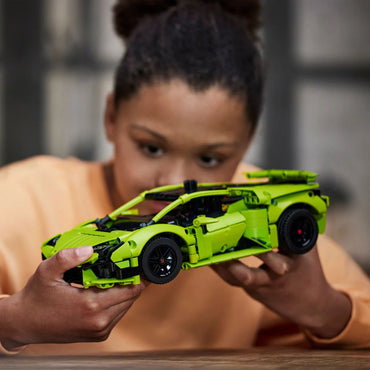 LEGO Technic Lamborghini Huracán Tecnica 42161 Build Set