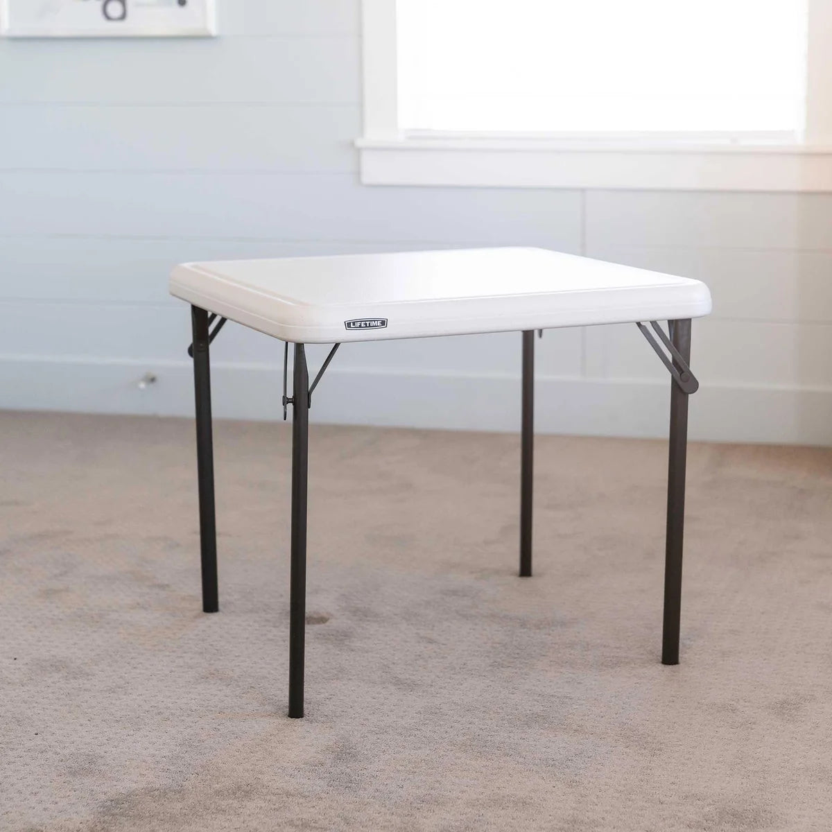 Table carrée pour enfants Lifetime Essential 61 cm (24 po)