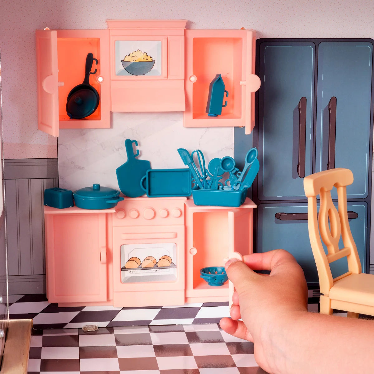 Wooden Mansion Dollhouse Secret Reveal with Lights, Sounds & 47 Accessories