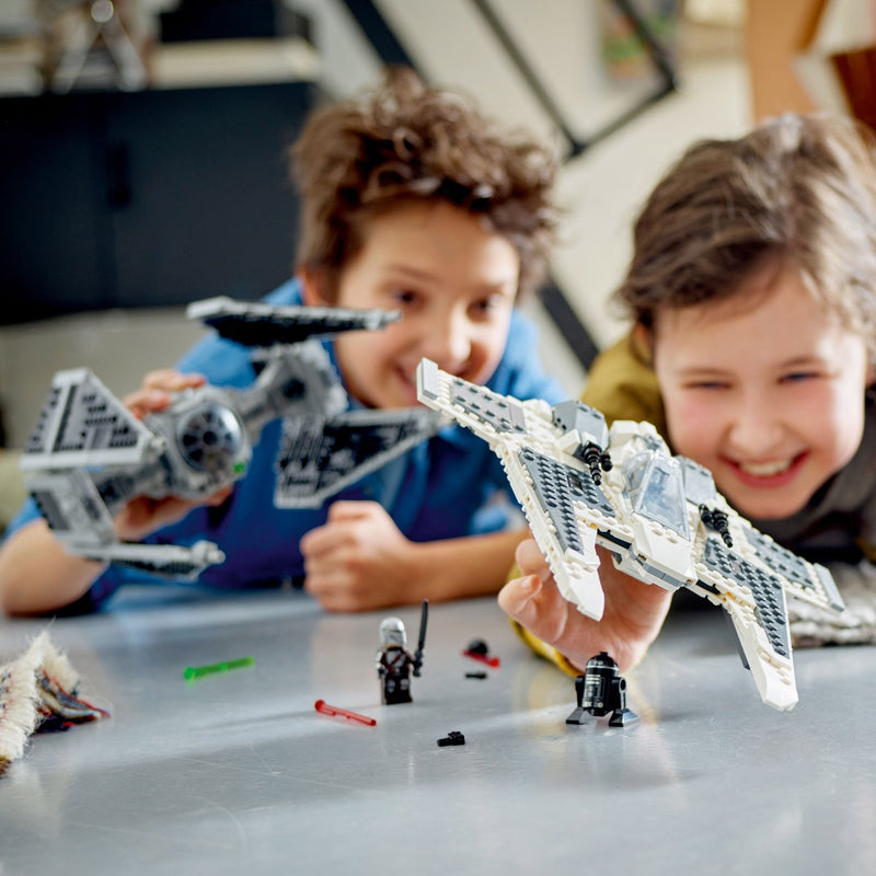 LEGO Star Wars Mandalorian Fang Fighter vs. TIE Interceptor