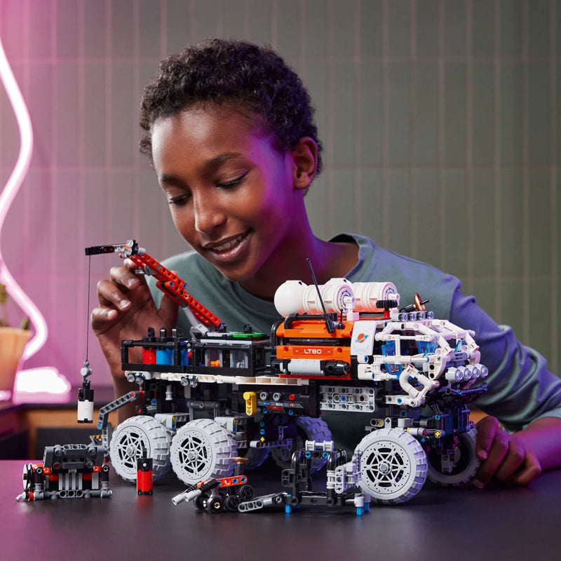 LEGO Technic Mars Crew Exploration Rover